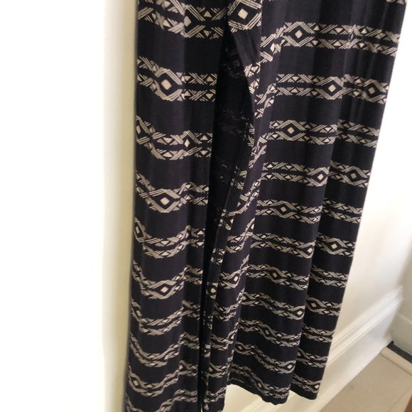 Sportsgirl - Aztec Black & Tan Maxi Dress - Picture 3 of 4